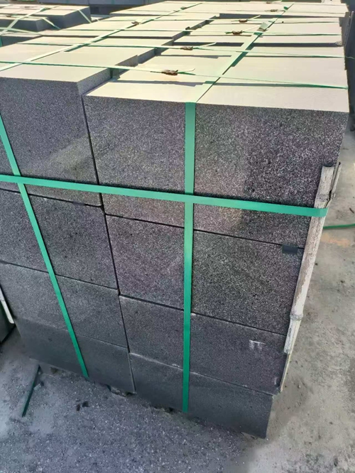  章丘黑光面板材